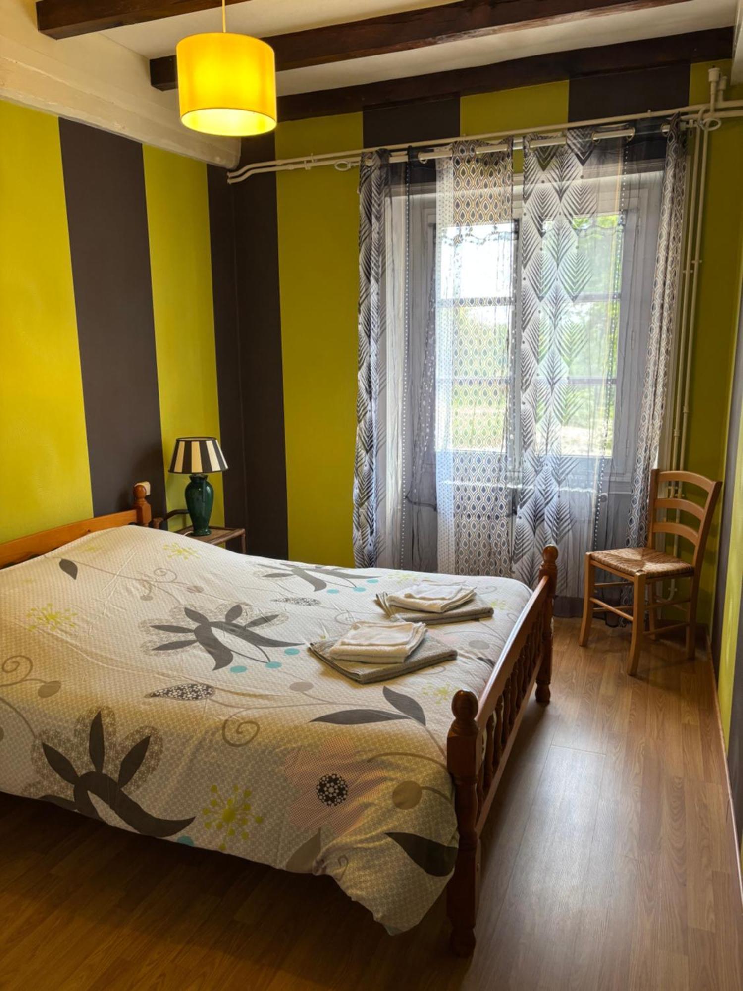 Charmant Logement Entier A La Campagne Sencenac-Puy-de-Fourches Zewnętrze zdjęcie